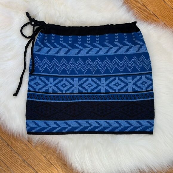 Icelandic Designs Nordic Merino Wool Blend Mini Skirt XS NWT Scandinavian - Picture 2 of 6